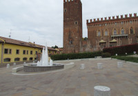 15_Carimate Piazza Castello (2)